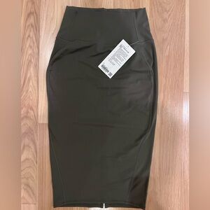 Lululemon Nulu Skirt *NWT*